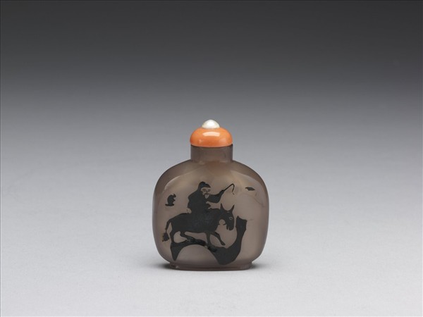 瑪瑙巧雕騎驢圖鼻煙壺
