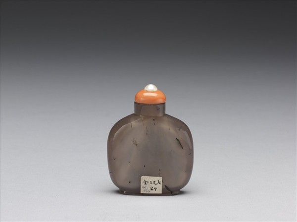 瑪瑙巧雕騎驢圖鼻煙壺