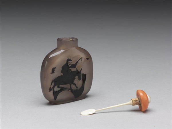 瑪瑙巧雕騎驢圖鼻煙壺