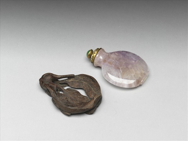 紫晶扁圓形鼻煙壺