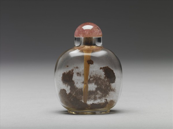 透明玻璃方壺式鼻煙壺