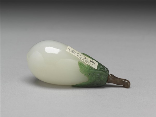 玉茄式鼻煙壺
