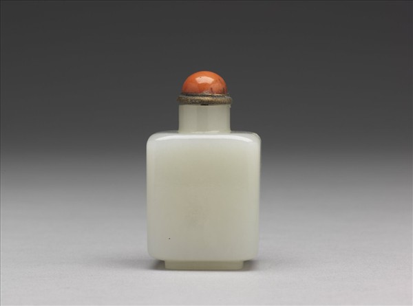 玉方壺式鼻煙壺