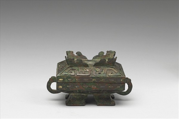 嵌金銀蟠夔紋簠