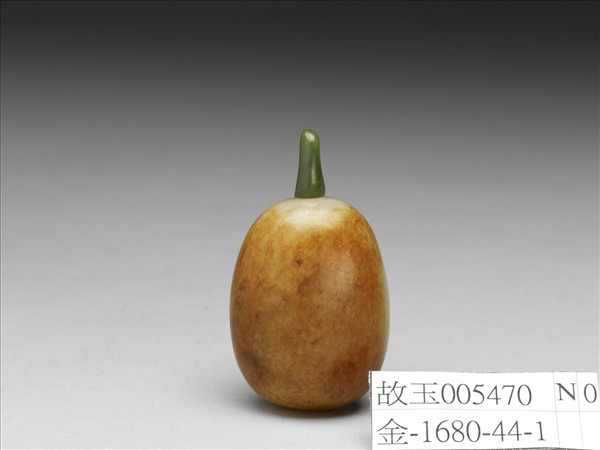 玉瓜形鼻煙壺
