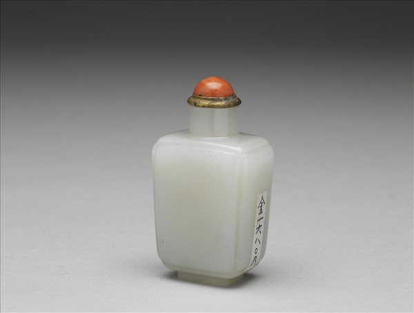 玉方壺式鼻煙壺