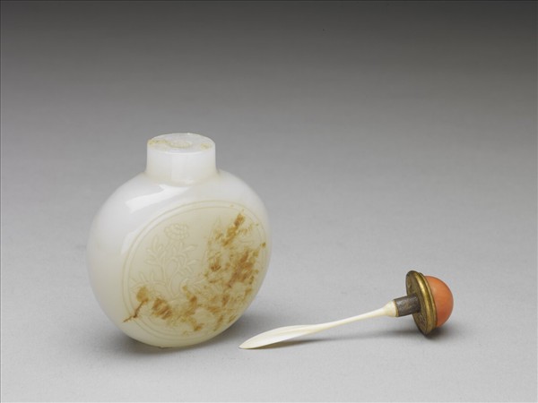 玉萬壽花鳥紋鼻煙壺