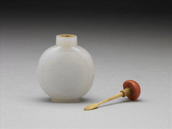 玉樓閣圖鼻煙壺