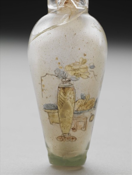 玻璃內繪花紋鼻煙壺