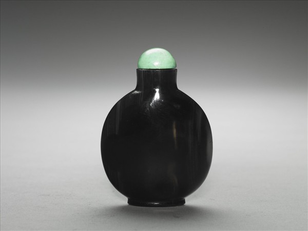 瑪瑙壺式鼻煙壺