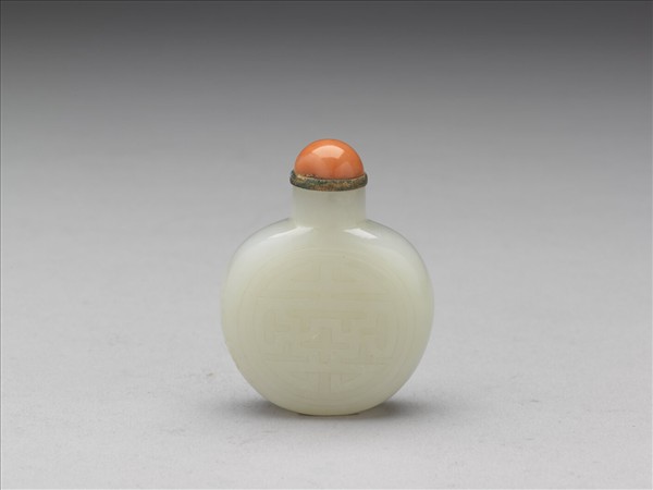 玉萬壽花卉蜻蜓紋鼻煙壺