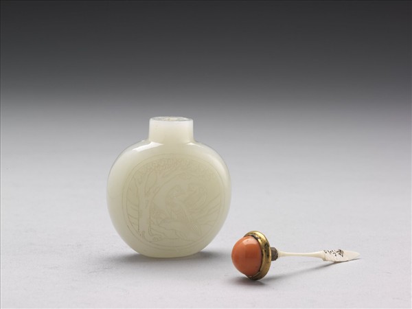 玉萬壽花鳥紋鼻煙壺