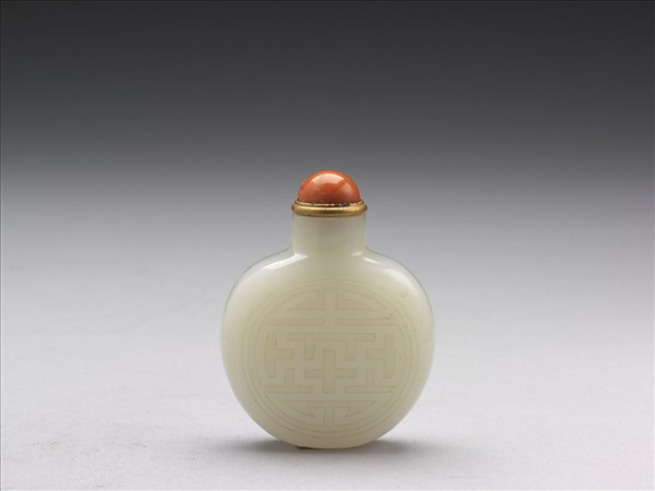 玉萬壽花鳥紋鼻煙壺