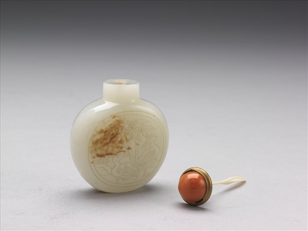 玉萬壽花鳥紋鼻煙壺