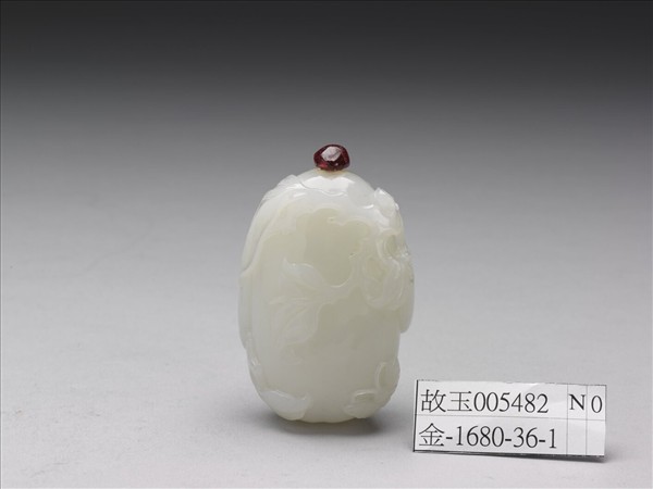 玉瓜瓞綿綿鼻煙壺