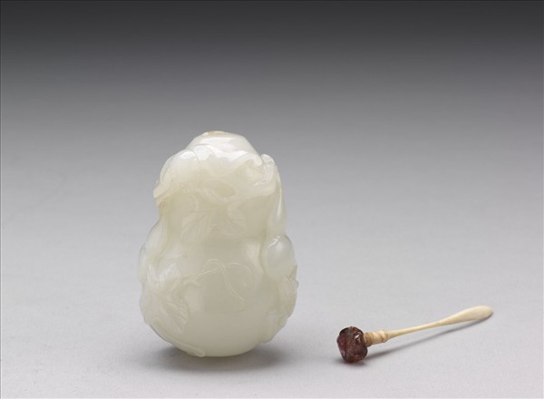 玉葫蘆子孫萬代鼻煙壺