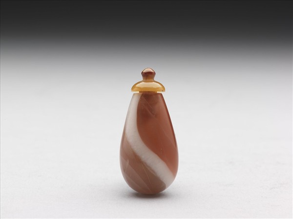 瑪瑙茄式鼻煙壺