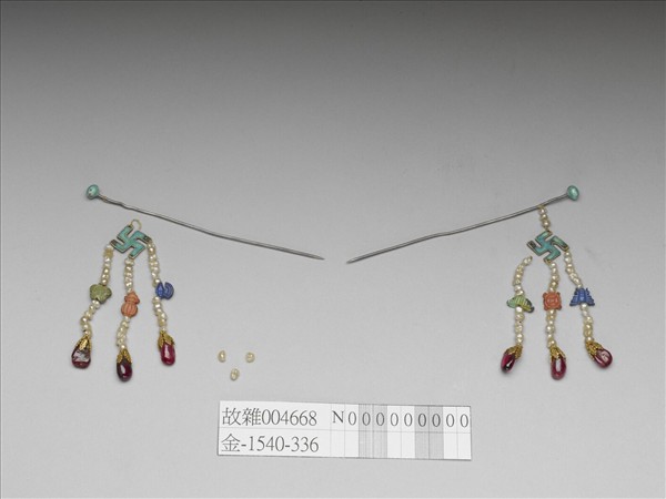 銀鍍金點翠萬字步搖（一對）