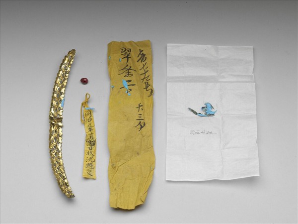 點翠花葉紋面簪