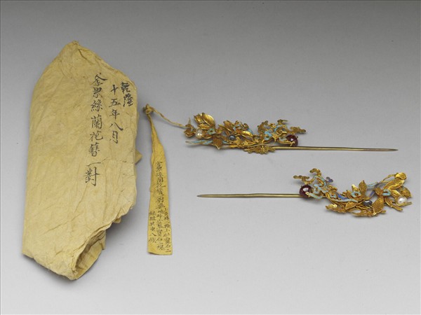 金纍絲蘭花簪（一對）