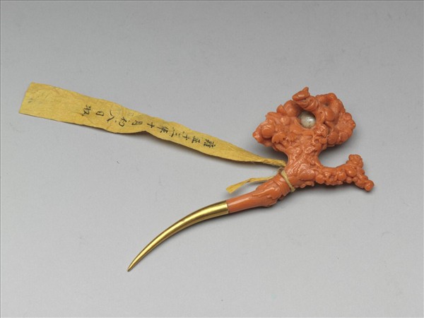 金嵌珊瑚珍珠簪