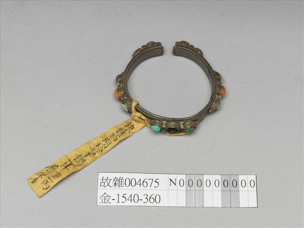 銀嵌珊瑚松石手鐲