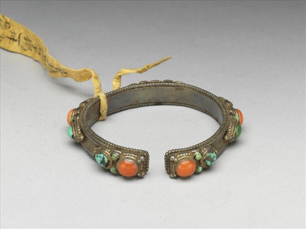 銀嵌珊瑚松石手鐲