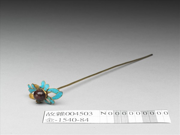 點翠嵌寶石花卉簪
