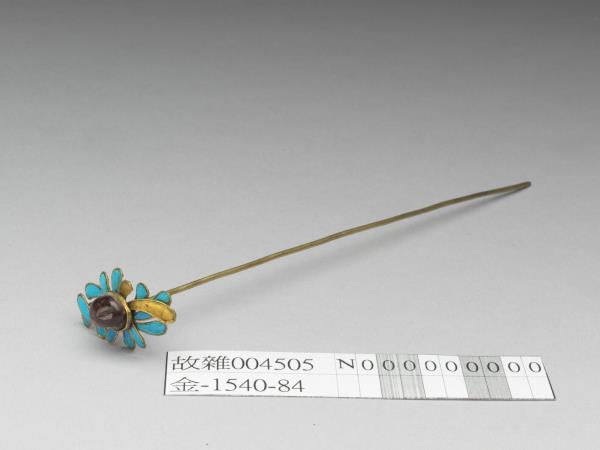 點翠嵌寶石花卉簪