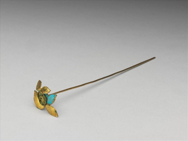 點翠嵌寶石花卉簪