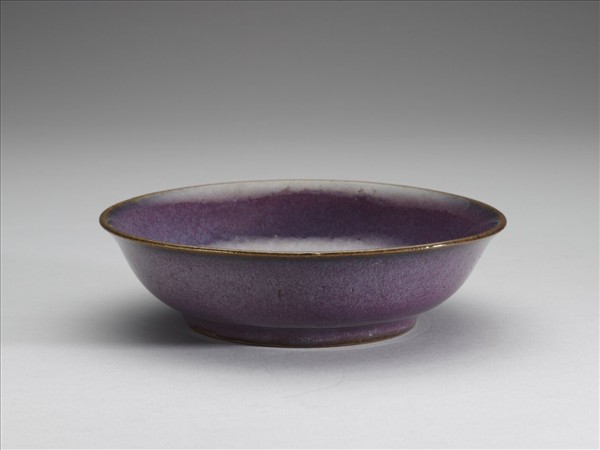 鈞窯 葡萄紫釉盤