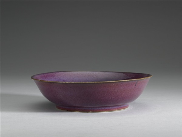 鈞窯 葡萄紫釉盤