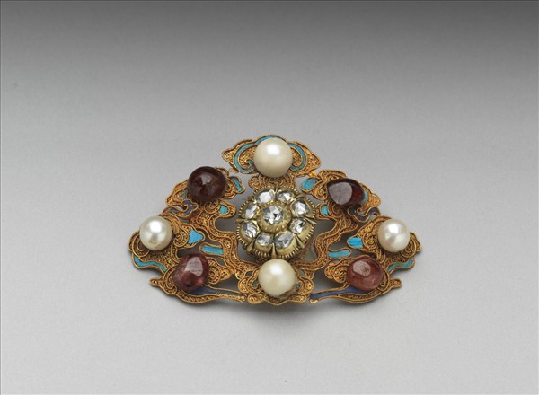 金纍絲五雲面簪