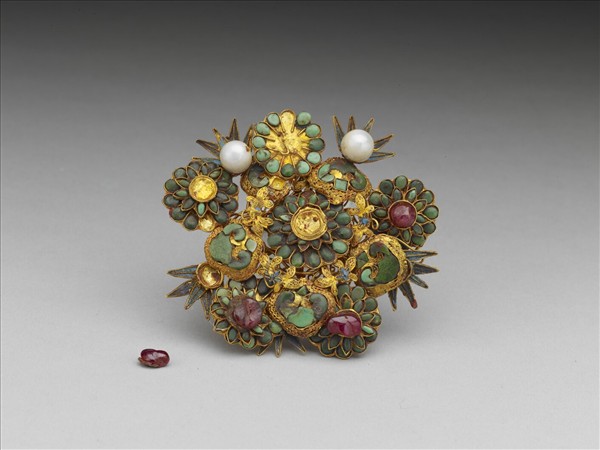 金纍絲嵌寶石竹梅簪