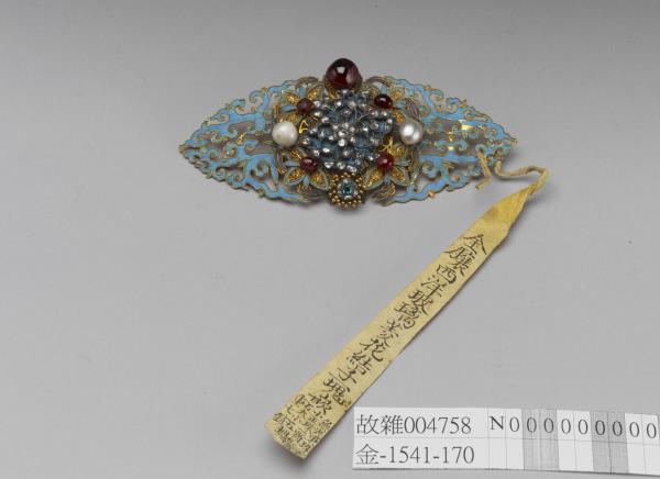 金鑲鑽石菱花結子