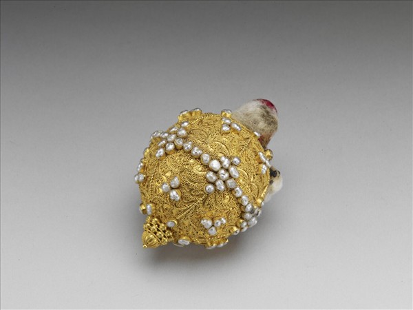 包金鑲米珠回鈕