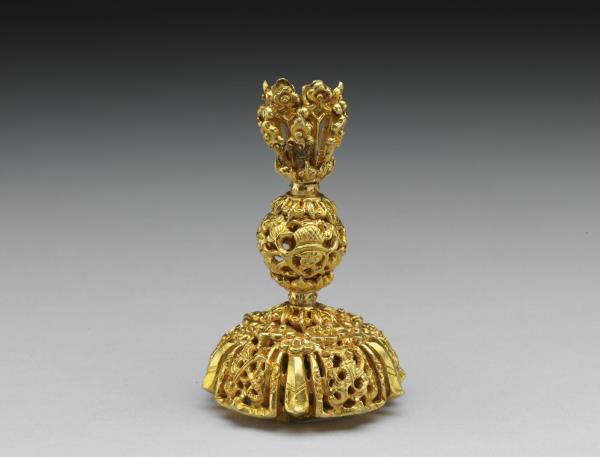 鍍金朝帽頂托