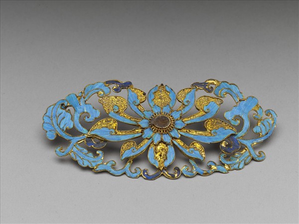 金纍絲點翠西番蓮結子