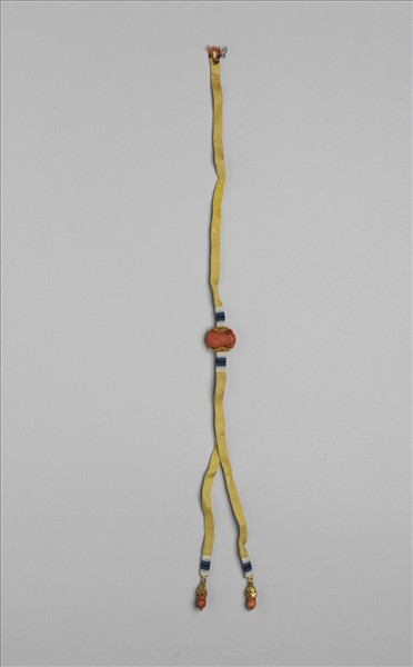 串珊瑚珠石鵝黃絲辮