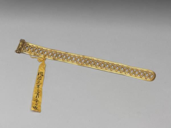 金鏤空雙錢紋扁方簪