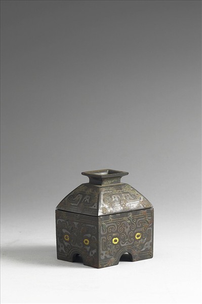 嵌金銀獸面紋方彝