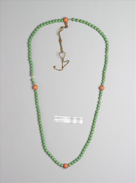 綠茜牙念珠