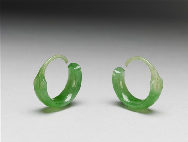 翠玉耳環
