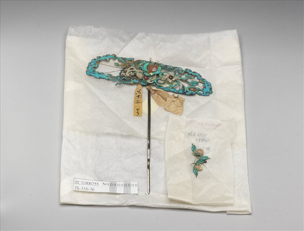 銀鍍金點翠嵌珠寶福壽簪