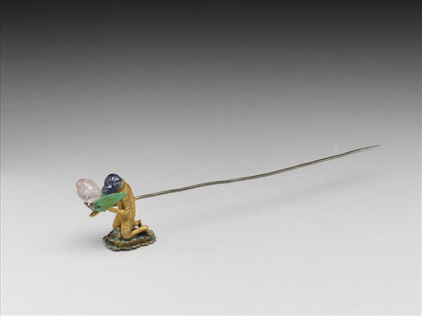 金纍絲嵌寶石獼猴獻桃簪
