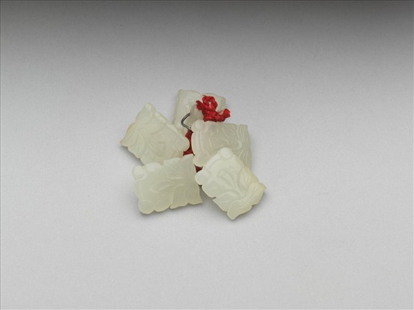 玉金魚鈕扣（五枚）