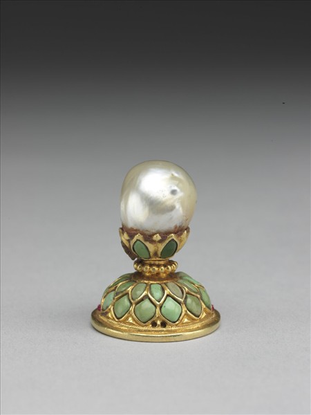 金鑲東珠皇帝吉服冠頂