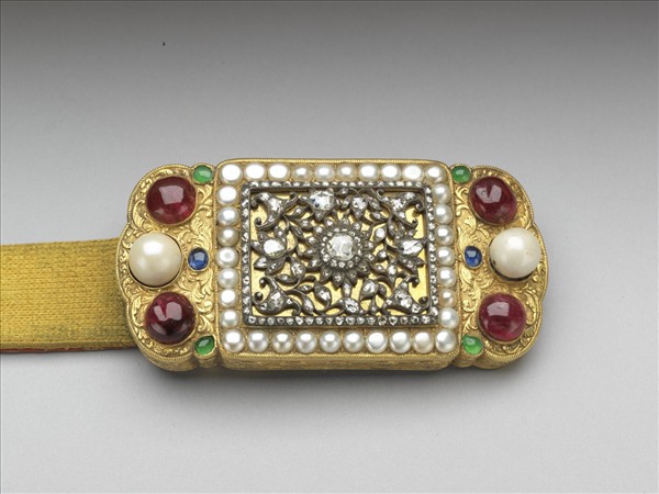 鑲珠石花卉帶頭腰帶