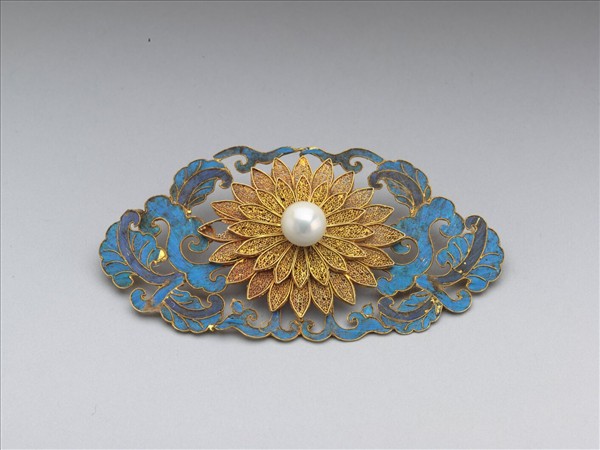 金纍絲菊花結子