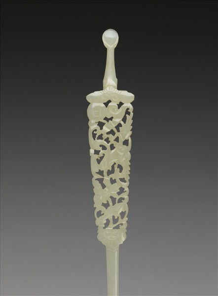 玉鏤空花卉耳挖簪